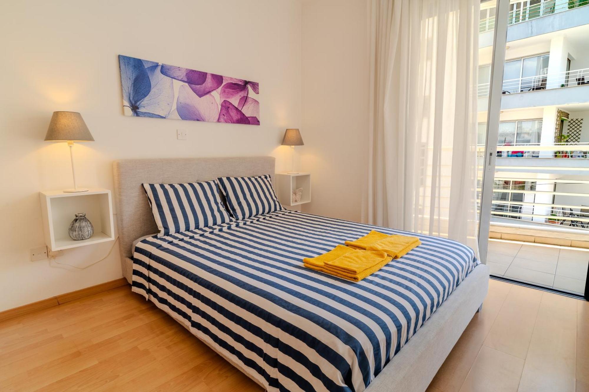 Апартаменты Blue Dawn Center Flat Ларнака Экстерьер фото