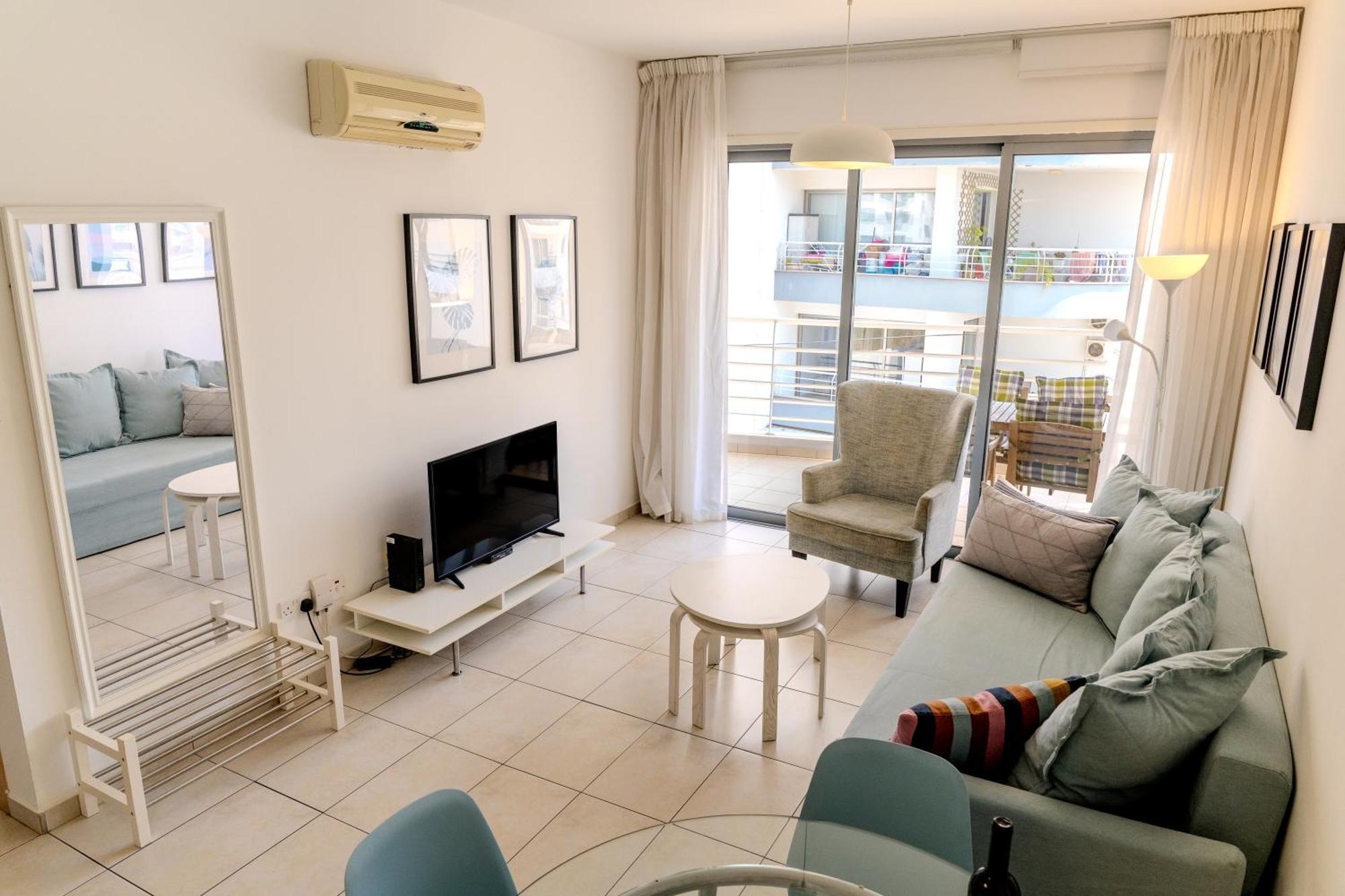 Апартаменты Blue Dawn Center Flat Ларнака Экстерьер фото