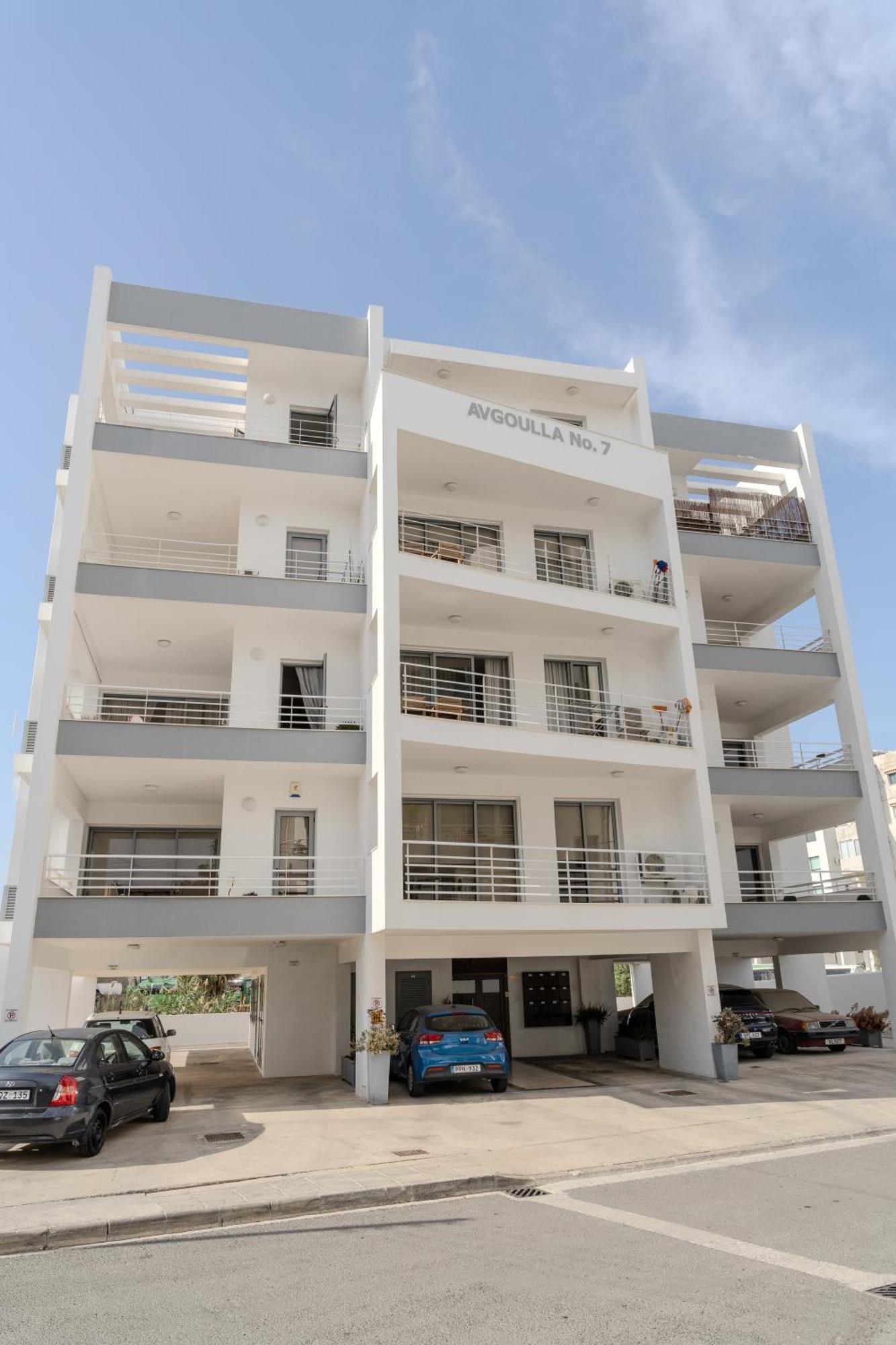 Апартаменты Blue Dawn Center Flat Ларнака Экстерьер фото